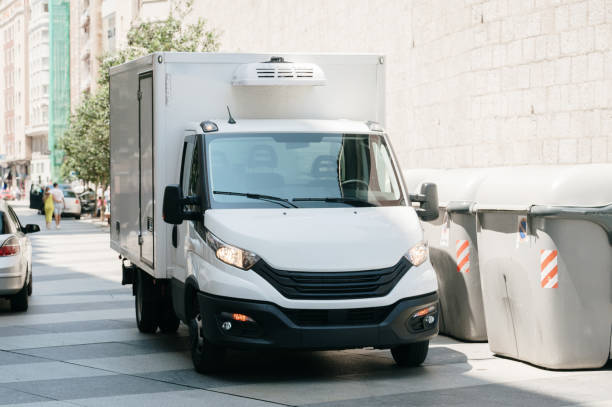 Reliable Freezer Van for Rent in Dubai – Keep It Fresh